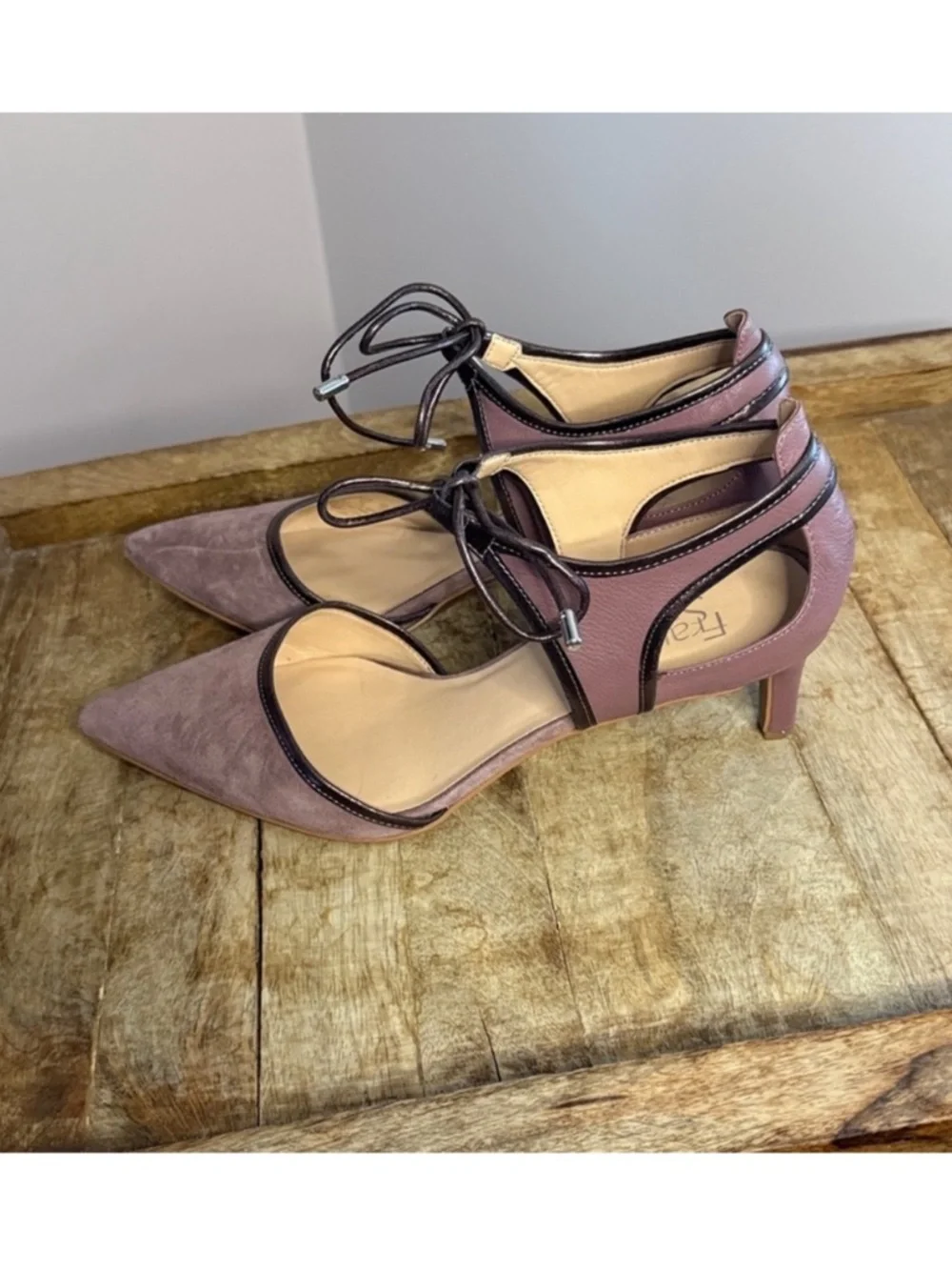 Franco Sarto Mauve Suede Pointed Toe Heels Size 10 Ankle Tie 3” Pump Lace Up - Picture 3 of 6